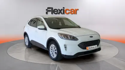 Usado Ford Kuga Titanium 150 CV (110 kW) 2023 Blanco SUV