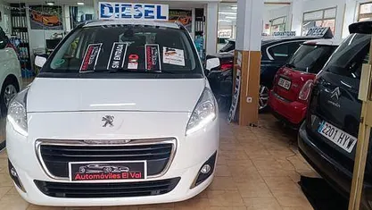 Usado Peugeot 5008 Active 119 CV (87 kW) 2014 Monovolumen