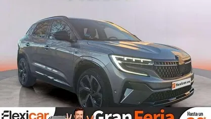 Gris Usado 2022 Renault Austral Iconic Esprit Alpine SUV | 27.990 € (Precio justo)