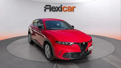 Usado Alfa Romeo Tonale Sprint 131 CV (96 kW) 2023 Rojo SUV