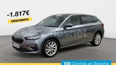 Gris Usado 2024 Skoda Scala Selection Utilitario | 19.990 € (Precio justo)