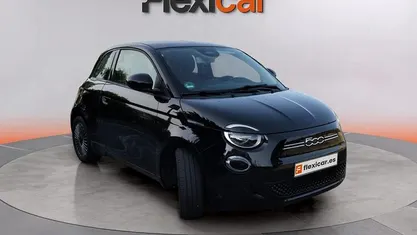 Negro Usado 2022 Fiat 500e Icon Berlina | 12.790 € (Super precio)