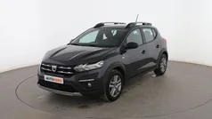 Gris Usado 2022 Dacia Sandero Essentiel Utilitario | 15.299 € (Precio justo)