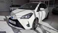 Blanco Usado 2019 Toyota Yaris Hybrid Active | 16.500 € (Precio justo)