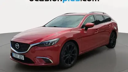 Usado Mazda 6 Luxury 150 CV (110 kW) 2015 Rojo Monovolumen