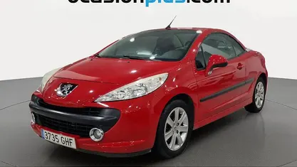 Käytetty Peugeot 207 120 HP (88 kW) 2008 Punainen Avoauto