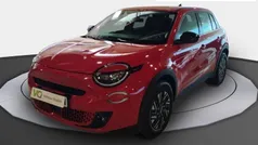 Rojo Usado 2024 Fiat 600 Red Berlina | 28.500 € (Precio justo)