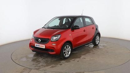Usado Smart ForFour Basis 90 CV (66 kW) 2015 Rojo Utilitario