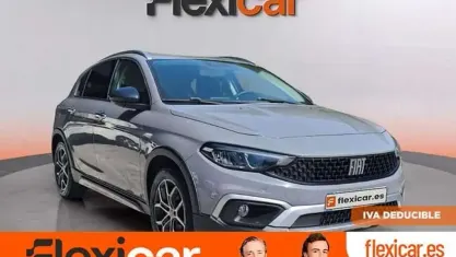 Usado Fiat Tipo Cross 101 CV (74 kW) 2021 Gris Utilitario