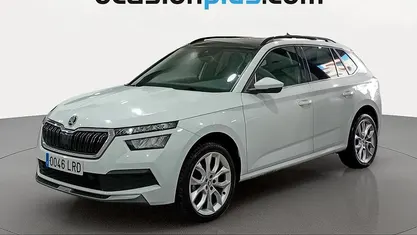 Usado Skoda Kamiq Sport 150 CV (110 kW) 2021 Blanco SUV