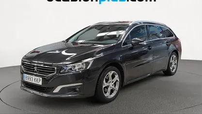Usado Peugeot 508 SW Active 120 CV (88 kW) 2018 Gris Familiar
