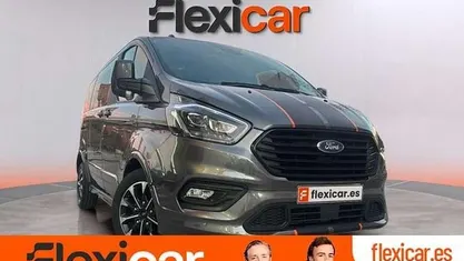 Usado Ford Tourneo Active 185 CV (136 kW) 2020 Gris Monovolumen