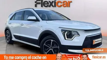 Usado Kia Niro 141 CV (103 kW) 2022 Blanco SUV