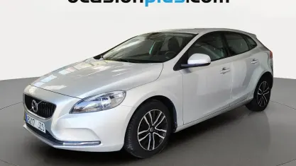 Usado Volvo V40 Momentum 150 CV (110 kW) 2017 Gris Utilitario
