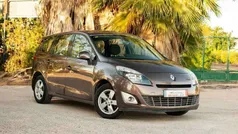 Marrón Usado 2009 Renault Scénic III Dynamique Monovolumen | 4500 € (Precio justo)