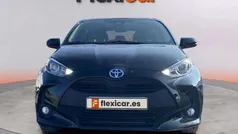 Amarillo Usado 2021 Toyota Yaris Hybrid Active Berlina | 15.490 € (Precio justo)