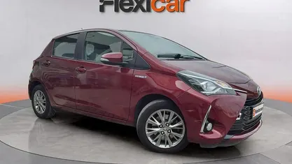 Usado 2018 Toyota Yaris Hybrid Active Berlina | 12.290 € (Super precio)