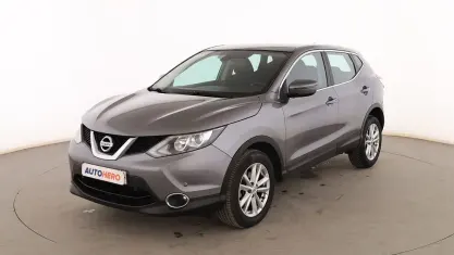 Usado Nissan Qashqai Visia 163 CV (119 kW) 2016 Gris SUV