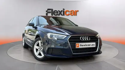Usado Audi A3 Design 150 CV (110 kW) 2019 Azul Berlina
