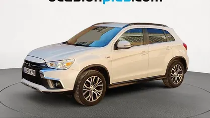 Usado Mitsubishi ASX Motion 117 CV (86 kW) 2019 Blanco SUV