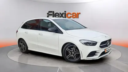 Usado Mercedes B200 150 CV (110 kW) 2023 Blanco Utilitario