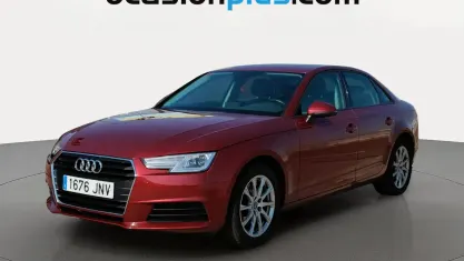 Usado Audi A4 Advanced 150 CV (110 kW) 2016 Rojo Berlina