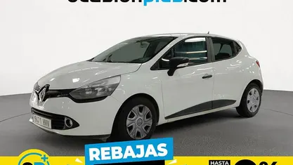 Blanco Usado 2014 Renault Clio IV Authentique Utilitario | 5850 € (Precio justo)