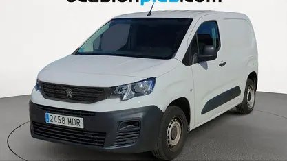 Usado Peugeot Partner 102 CV (75 kW) 2023 Blanco Monovolumen