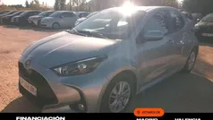 Plateado Usado 2023 Mazda 2 Center-Line Utilitario | 16.450 € (Precio justo)
