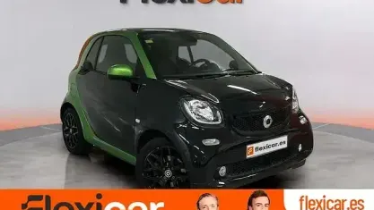 Usado Smart ForTwo Coupé 60 kW (82 CV) 2017 Negro Coupe