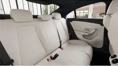 Gris Nuevo 2025 Mercedes CLA200 Berlina | 44.700 € (Precio justo)