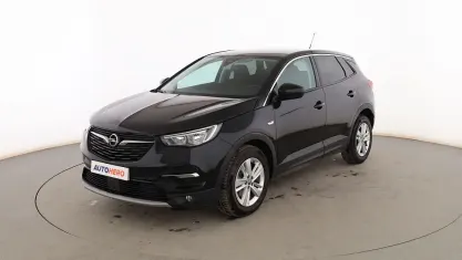 Usado Opel Grandland X Selective 130 CV (95 kW) 2019 Negro SUV