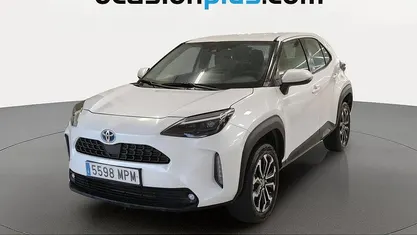 Usado Toyota Yaris Cross Active 116 CV (85 kW) 2024 Blanco SUV
