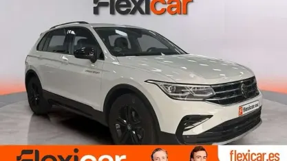 Usado VW Tiguan Sport 150 CV (110 kW) 2024 Blanco SUV