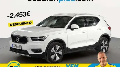 Usado Volvo XC40 Momentum 163 CV (119 kW) 2021 Blanco SUV