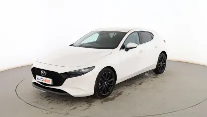 Używany Mazda 3 179 KM (131 kW) 2021 Biały Sedan/Limuzyna