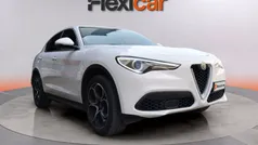 Usado 2017 Alfa Romeo Stelvio SUV | 22.990 € (Precio justo)