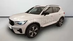 Blanco Usado 2023 Volvo XC40 Plus SUV | 40.490 € (Precio justo)