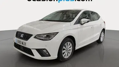 Usado Seat Ibiza Style 110 CV (80 kW) 2023 Blanco Utilitario