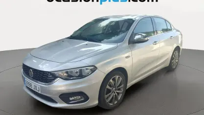 Usado Fiat Tipo Lounge 95 CV (69 kW) 2017 Gris plata Monovolumen