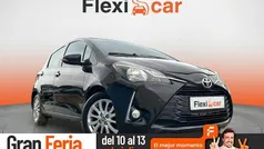 Negro Usado 2017 Toyota Yaris Active Berlina | 9990 € (Precio justo)