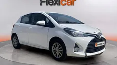 Blanco Usado 2017 Toyota Yaris Active Berlina | 8690 € (Buen precio)