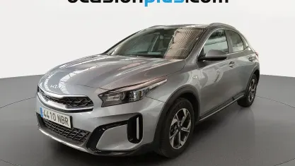 Usado Kia XCeed 101 CV (74 kW) 2025 Gris plata SUV