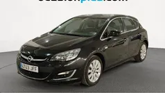 Negro Usado 2015 Opel Astra Excellence Utilitario | 11.250 € (Precio justo)