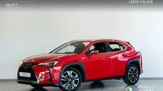 Rojo Usado 2021 Lexus UX 250h SUV | 25.900 € (Caro)