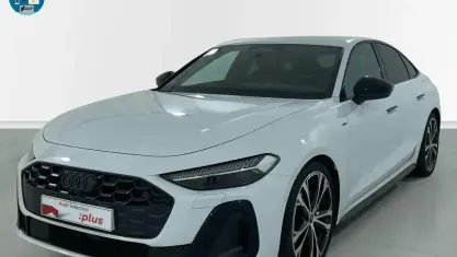 Usado Audi A5 Ambiente 299 CV (219 kW) 2026 Blanco Berlina