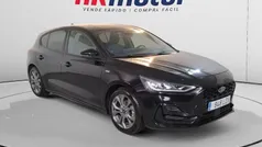 Usado 2022 Ford Focus ST-Line Berlina | 18.010 € (Precio justo)