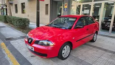 Rojo Usado 2003 Seat Cordoba Stella Berlina | 4500 € (Caro)