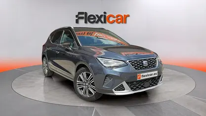 Usado Seat Arona Xperience 110 CV (80 kW) 2023 SUV