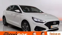 Blanco Usado 2024 Hyundai i30 Berlina | 20.490 € (Precio justo)